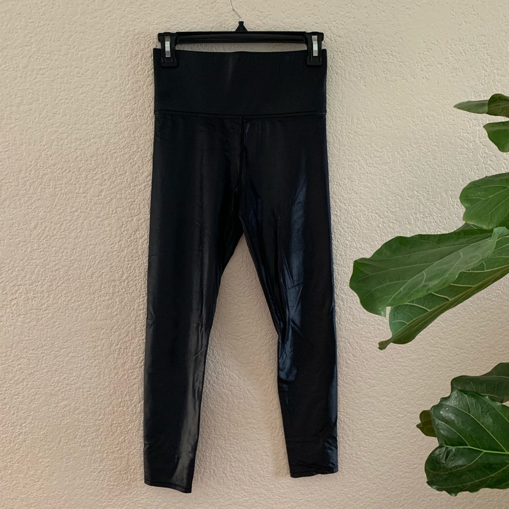 CARBON38 High Waist 7/8 Takara Leggings